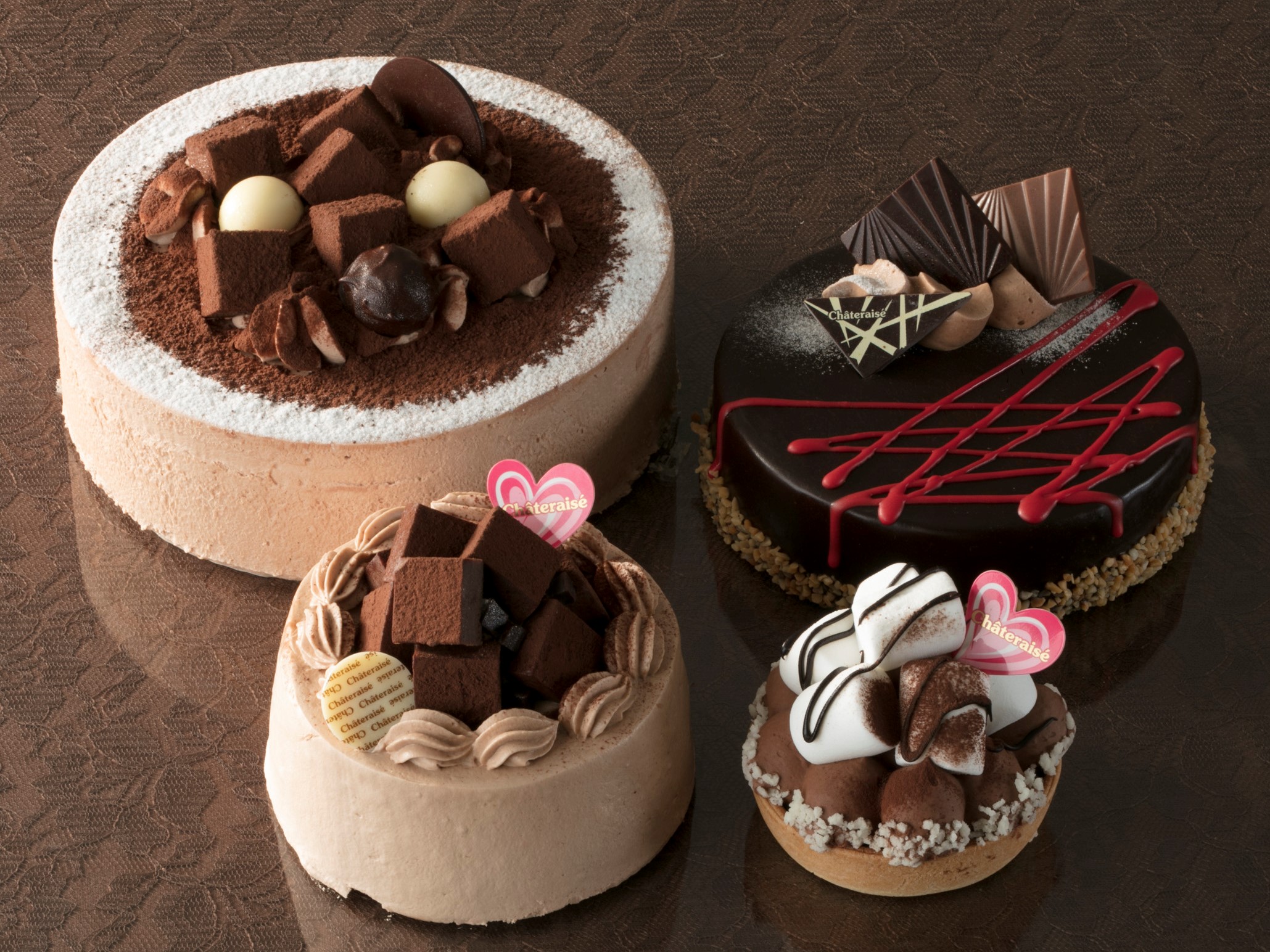 第三弾 バレンタインにいつもと違う食後の楽しみを 家族や職場で喜ばれる チョコを味わうケーキ シャトレーゼ公式ブログ 第三弾 バレンタインにいつもと違う食後の楽しみを 家族や職場で喜ばれる チョコを味わうケーキ シャトレーゼ公式ブログ