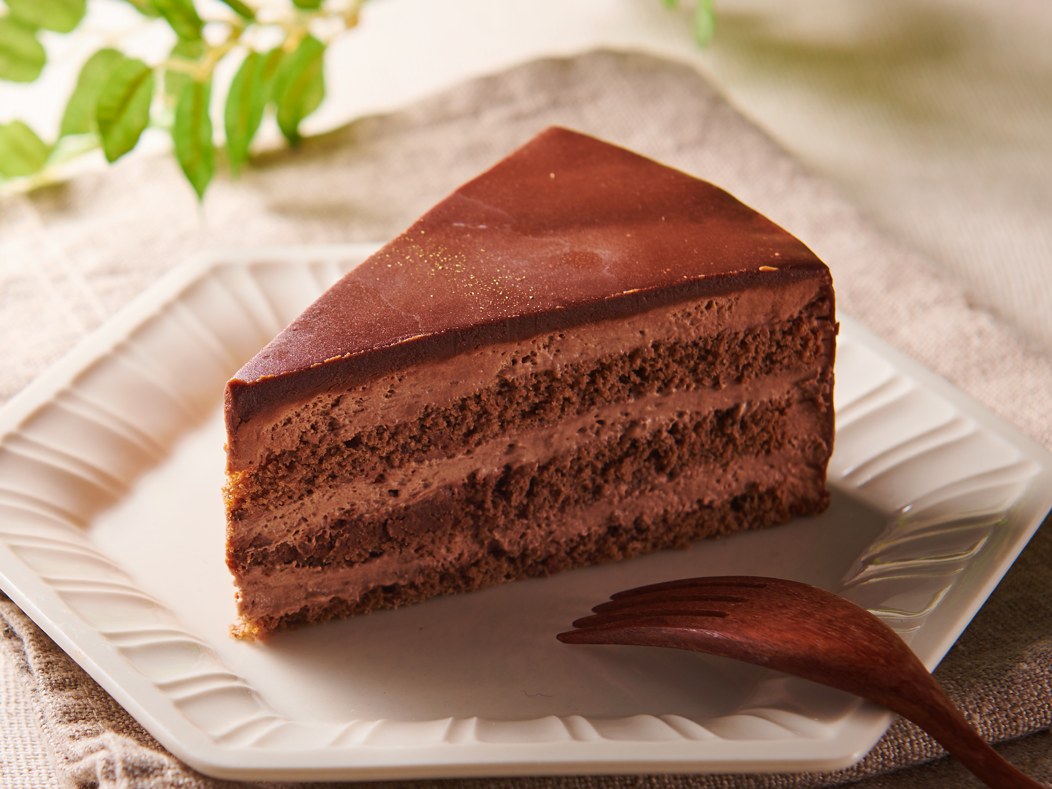 糖質86％カットの濃厚チョコショートケーキ_画像