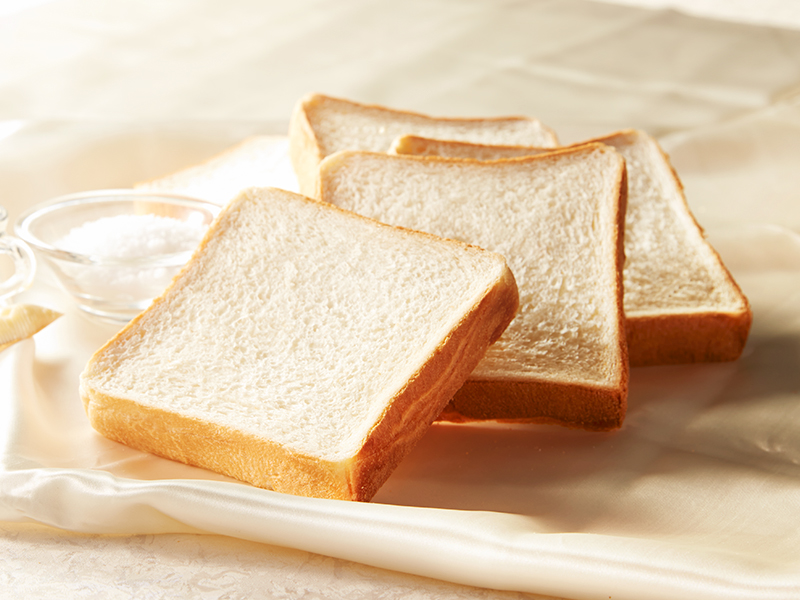 シャトレーゼがつくった素材のおいしさそのまま食パン